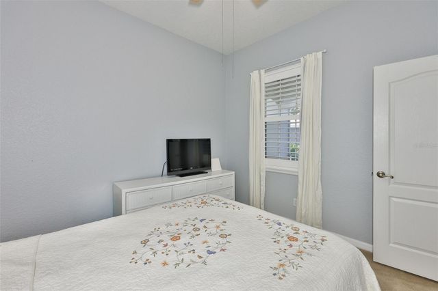 1050 REGAL MANOR WAY, Sun City Center, FL 33573