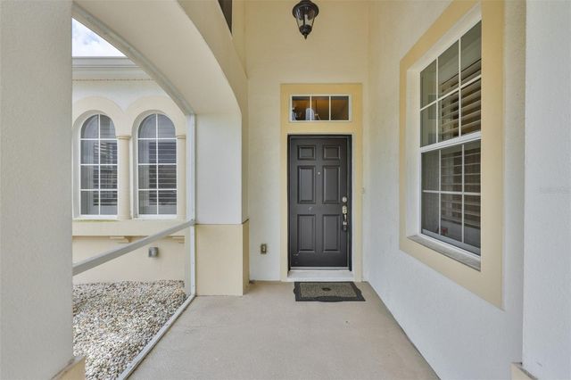 1050 REGAL MANOR WAY, Sun City Center, FL 33573