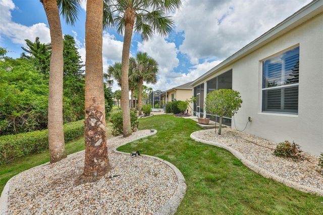 1050 REGAL MANOR WAY, Sun City Center, FL 33573