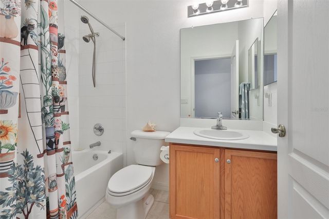 1050 REGAL MANOR WAY, Sun City Center, FL 33573