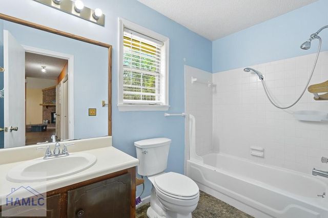 326 Nottingham Way, Hinesville, GA 31313