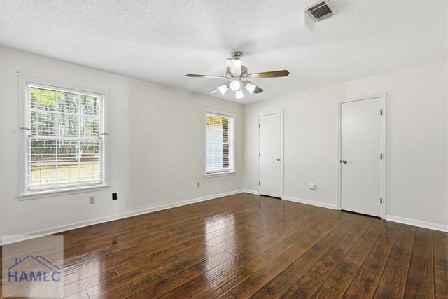 326 Nottingham Way, Hinesville, GA 31313