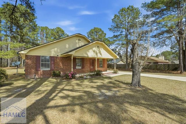 326 Nottingham Way, Hinesville, GA 31313