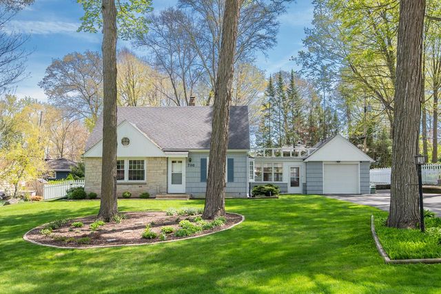 730 Georges AVENUE, Brookfield, WI 53045