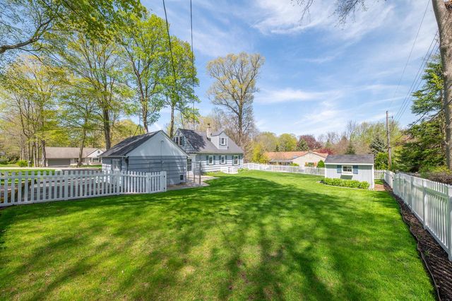 730 Georges AVENUE, Brookfield, WI 53045