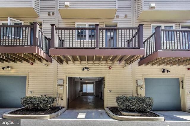 16580 CRABBS BRANCH WAY, Rockville, MD 20855