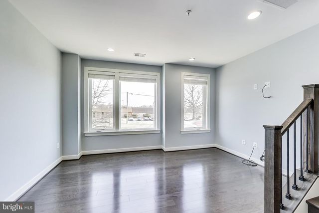 16580 CRABBS BRANCH WAY, Rockville, MD 20855