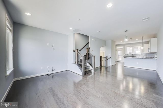 16580 CRABBS BRANCH WAY, Rockville, MD 20855