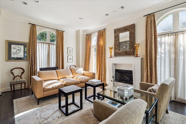 1804 Bolsover Street, Houston, TX 77005