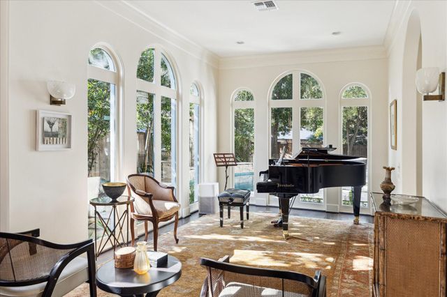 1804 Bolsover Street, Houston, TX 77005