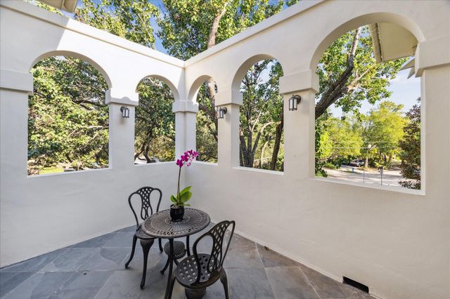 1804 Bolsover Street, Houston, TX 77005