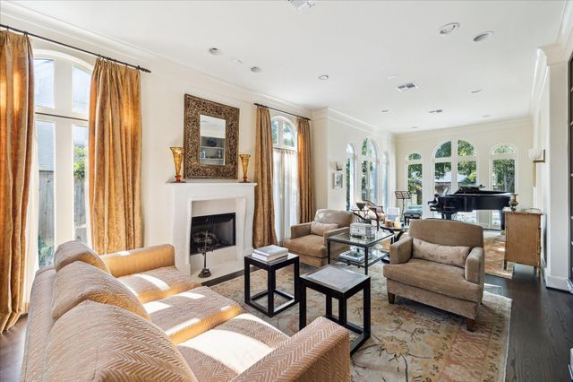 1804 Bolsover Street, Houston, TX 77005