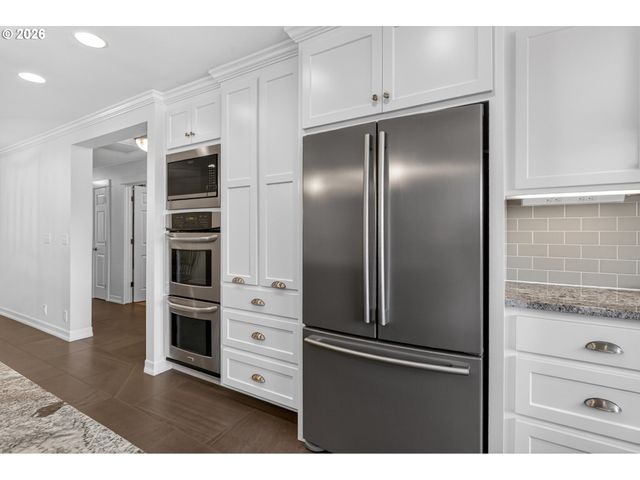 1330 FISHER Rd, Roseburg, OR 97471