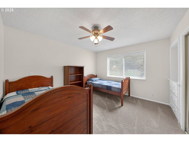 1330 FISHER Rd, Roseburg, OR 97471