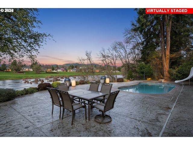 1330 FISHER Rd, Roseburg, OR 97471