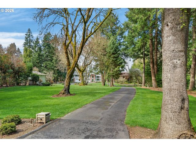 1330 FISHER Rd, Roseburg, OR 97471