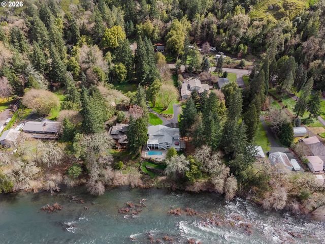 1330 FISHER Rd, Roseburg, OR 97471