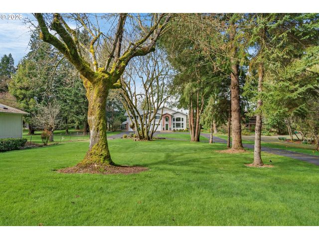 1330 FISHER Rd, Roseburg, OR 97471