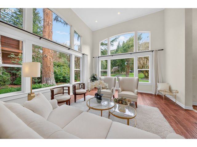 1330 FISHER Rd, Roseburg, OR 97471