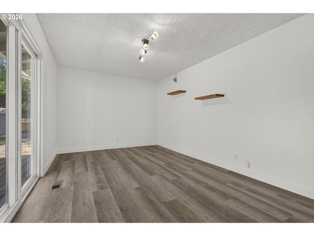26024 Ne RAWSON Rd, Brush Prairie, WA 98606