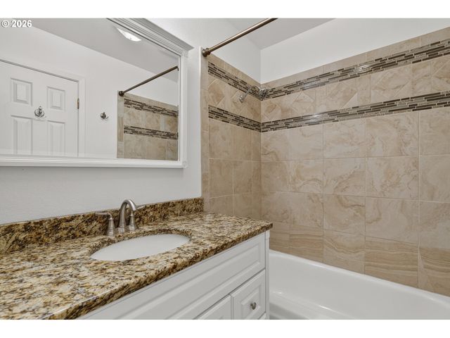26024 Ne RAWSON Rd, Brush Prairie, WA 98606