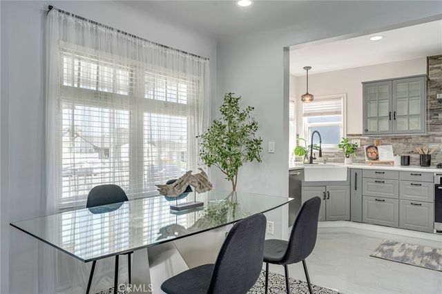 1381 W Summerland, San Pedro, CA 90732