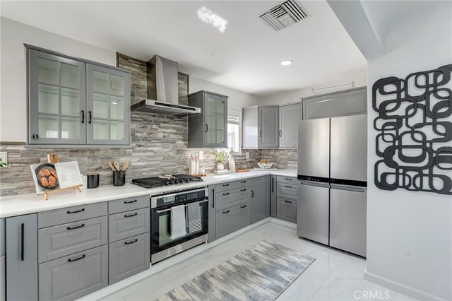 1381 W Summerland, San Pedro, CA 90732