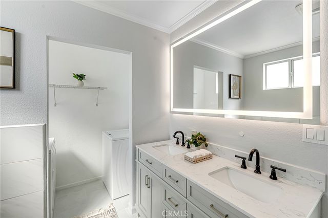 1381 W Summerland, San Pedro, CA 90732