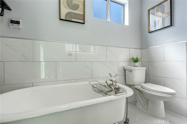 1381 W Summerland, San Pedro, CA 90732