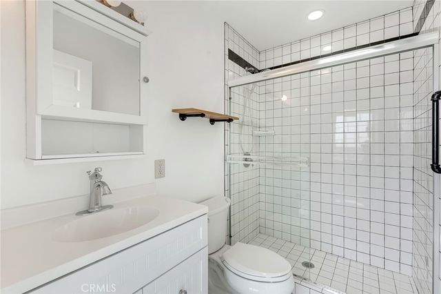 1381 W Summerland, San Pedro, CA 90732