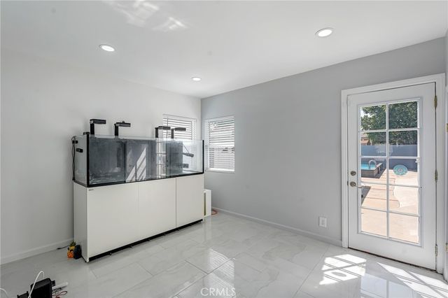 1381 W Summerland, San Pedro, CA 90732