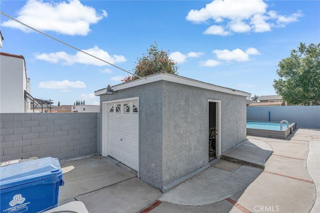 1381 W Summerland, San Pedro, CA 90732