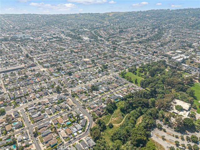 1381 W Summerland, San Pedro, CA 90732