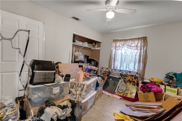 21931 Violeta Avenue, Hawaiian Gardens, CA 90716