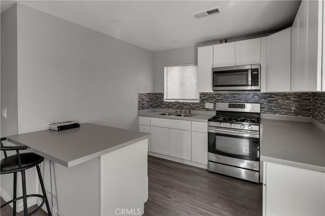 21931 Violeta Avenue, Hawaiian Gardens, CA 90716