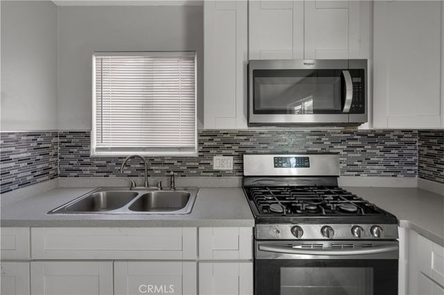 21931 Violeta Avenue, Hawaiian Gardens, CA 90716