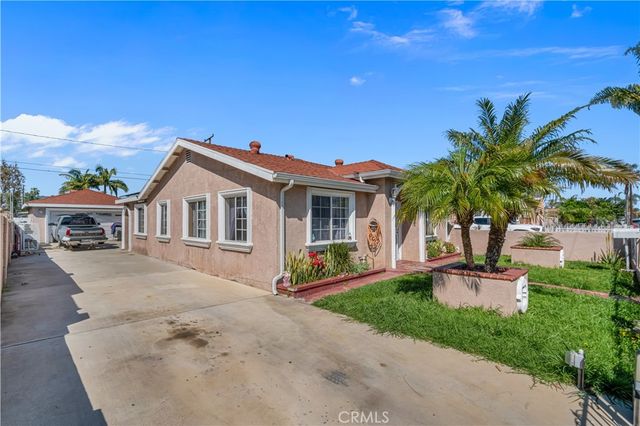 21931 Violeta Avenue, Hawaiian Gardens, CA 90716