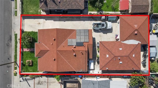 21931 Violeta Avenue, Hawaiian Gardens, CA 90716