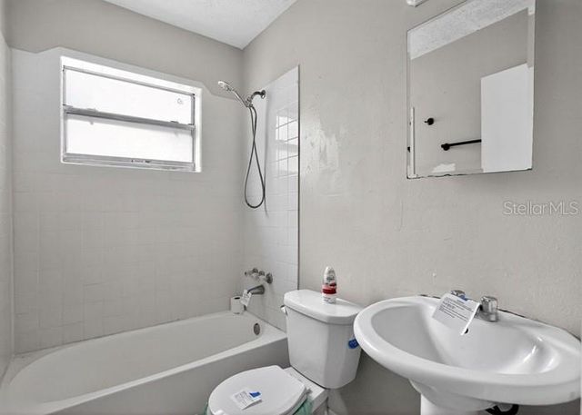 1668 W WAYCROSS CIRCLE, Deltona, FL 32725