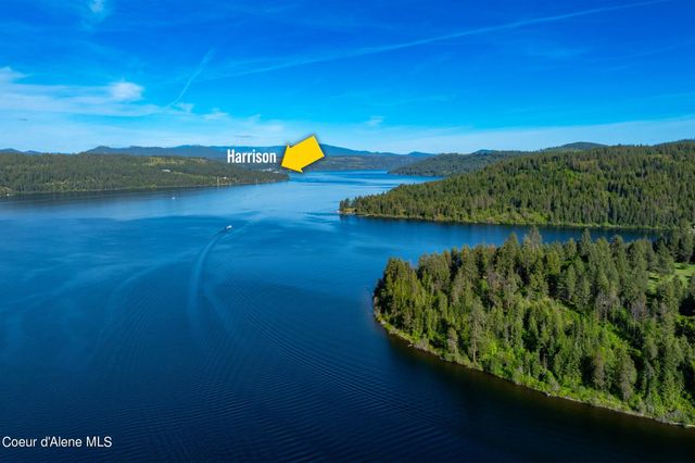 21161 S Cave Bay RD Lake Coeur d' Alene, Worley, ID 83876