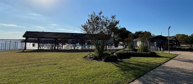 6894 Stillwater Drive, Willis, TX 77318