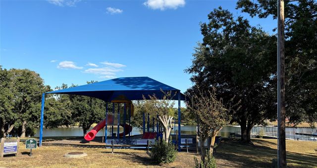 6894 Stillwater Drive, Willis, TX 77318