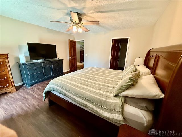 890 Copperfield Lane, Tipp City, OH 45371