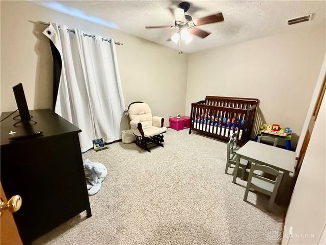 890 Copperfield Lane, Tipp City, OH 45371