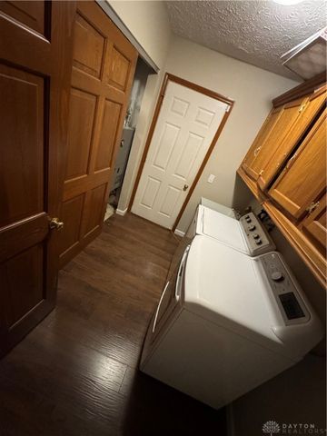 890 Copperfield Lane, Tipp City, OH 45371