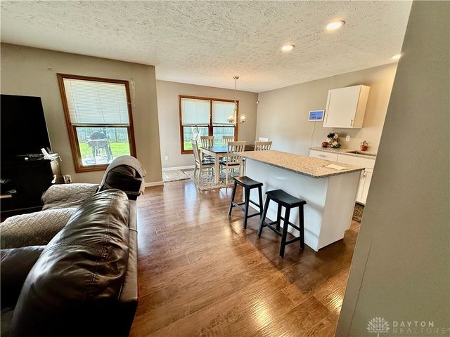 890 Copperfield Lane, Tipp City, OH 45371