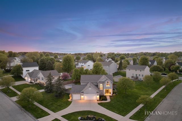 6145 Glengarry Drive, Caledonia, MI 49316