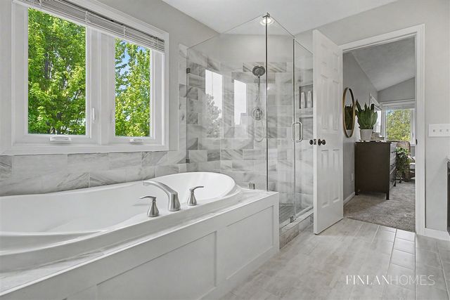 6145 Glengarry Drive, Caledonia, MI 49316