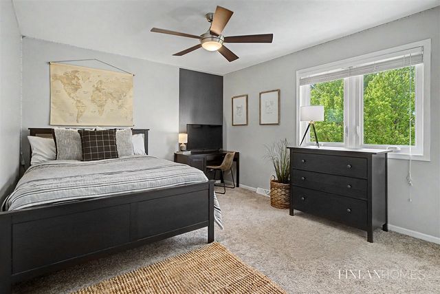 6145 Glengarry Drive, Caledonia, MI 49316