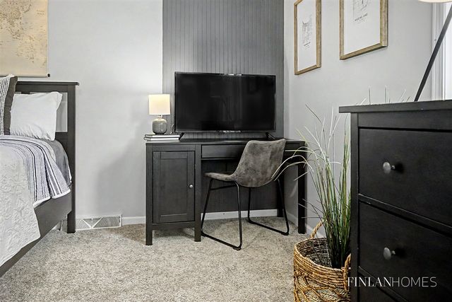 6145 Glengarry Drive, Caledonia, MI 49316